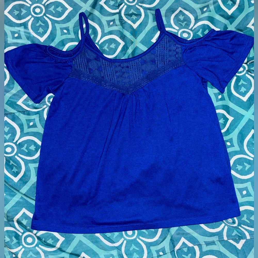 Girl!s Art Class Cold Shoulder T-Shirt blouse